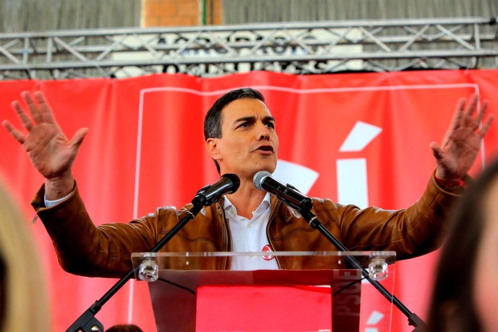 Acto de Pedro Sánchez en Burjassot