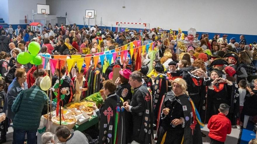 En Entroido de Rois anima a sumarse con casi 3.000 euros en premios y Padrón con 6.400