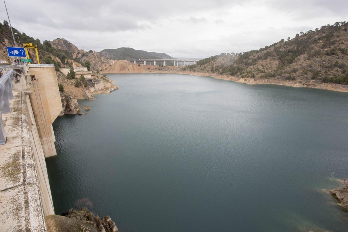 Embalse de Contreras.