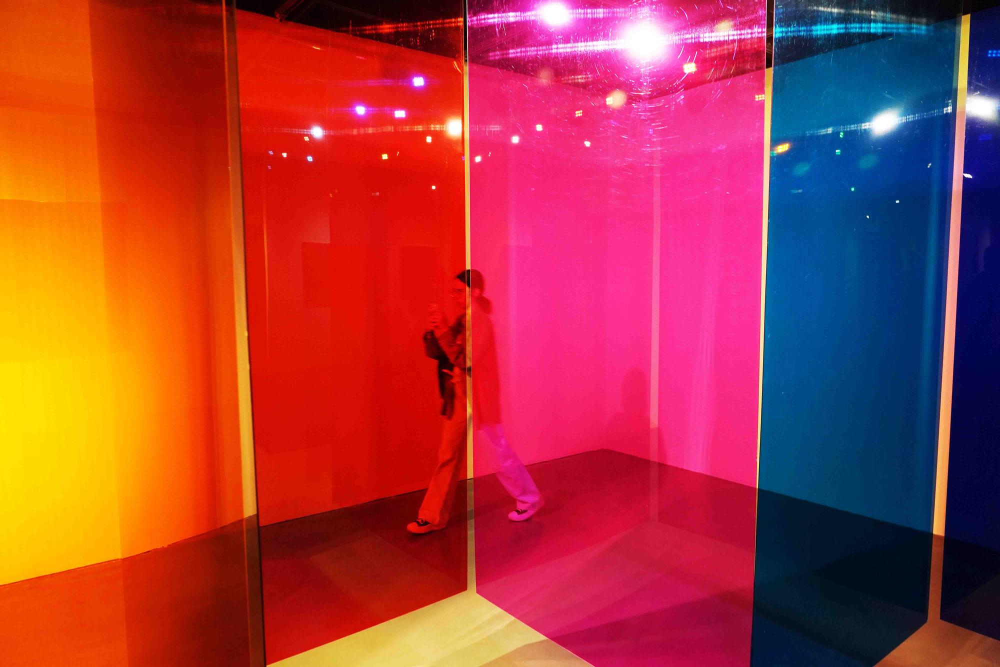 Exposición temporal 'Cruz-Diez. El color en movimiento', en el Centre Pompidou Málaga.