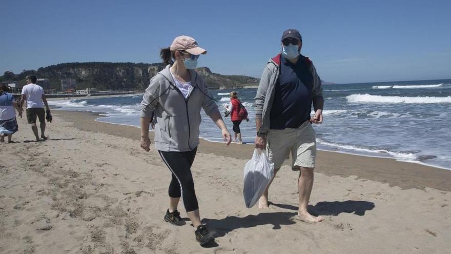 El Gobierno regulará el uso obligatorio de mascarilla, que Barbón pide para las ciudades