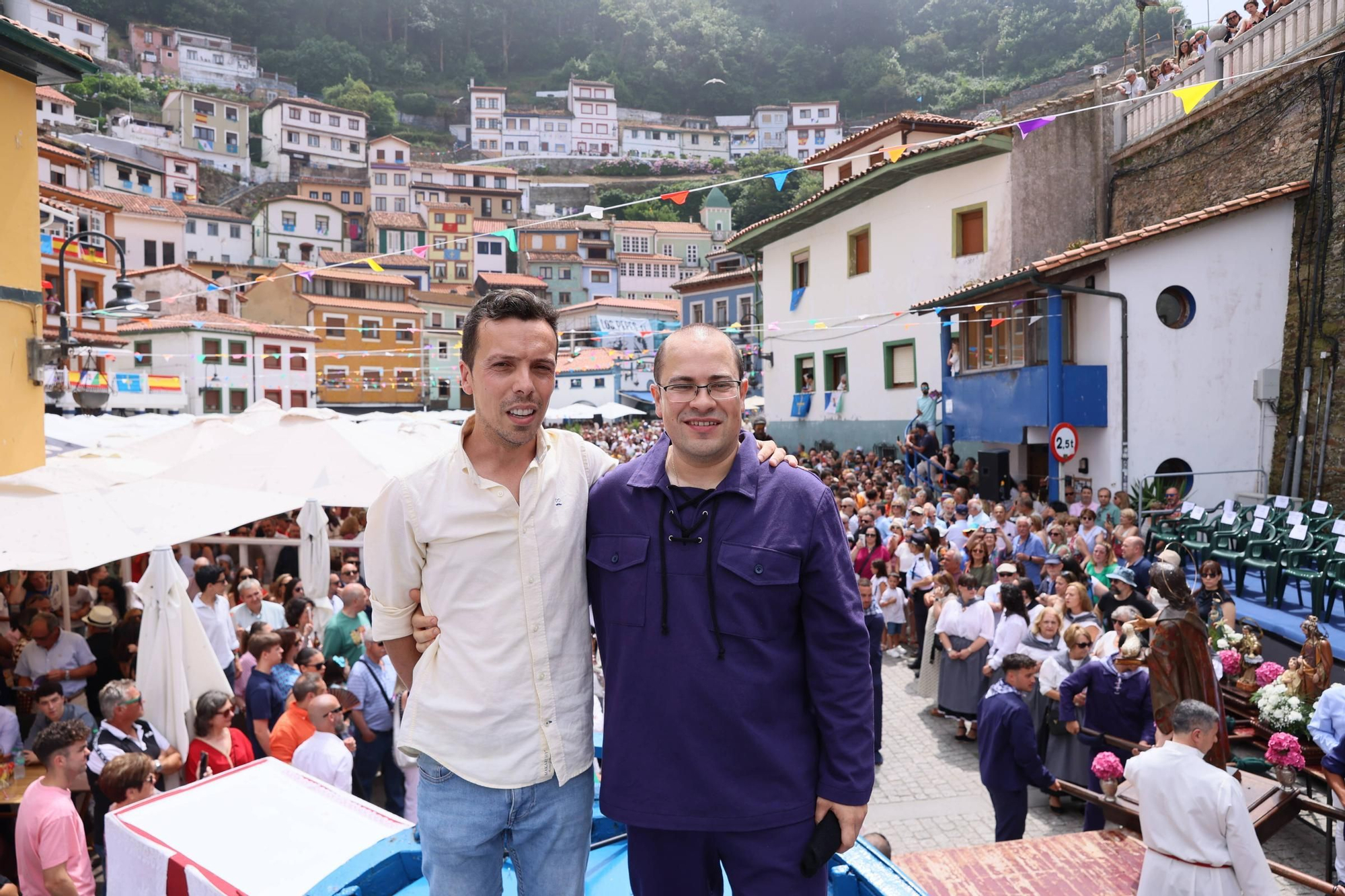 EN IMÁGENES: así fue el día de L'Amuravela en Cudillero