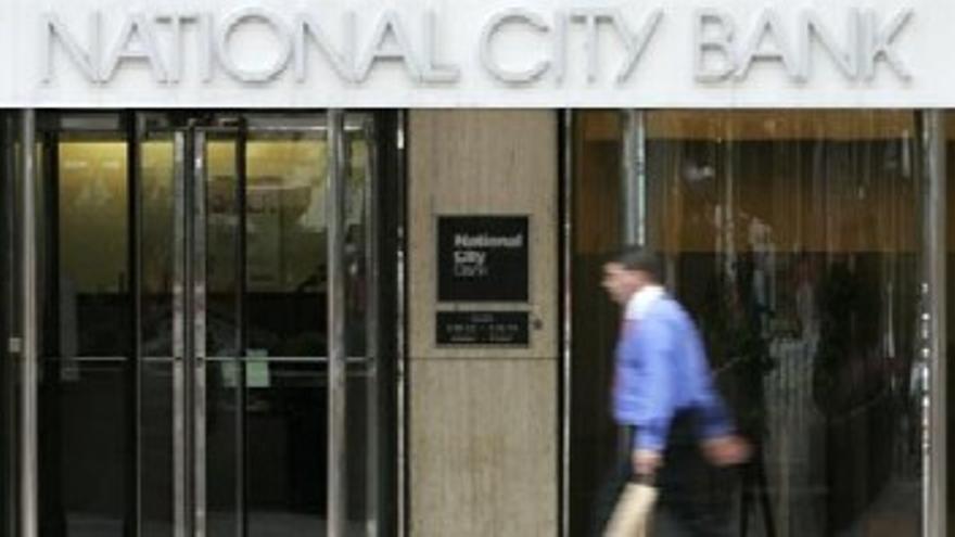 Diez de los mayores bancos de EEUU necesitan 75.000 millones de dólares de capital