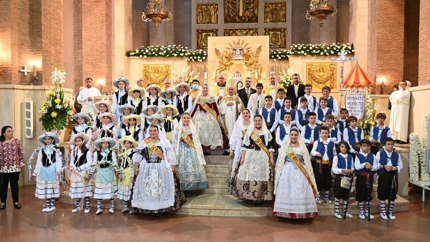 Las imágenes de la misa y la procesión del día de Sant Pasqual en Vila-real