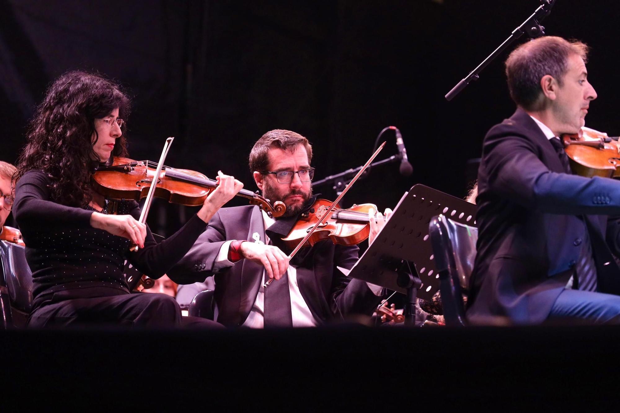 En imágenes | Concierto en la Plaza del Pilar de la Orquesta Reino de Aragón