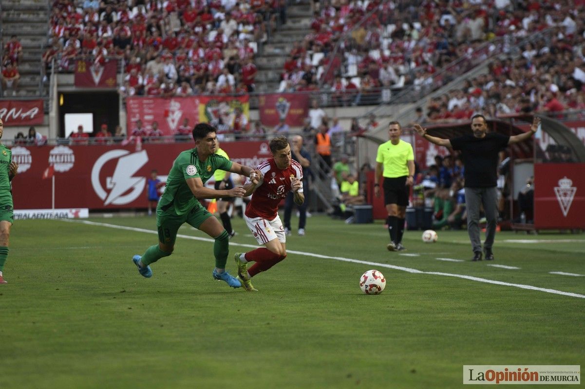 Así fue el encuentro del play off del Real Murcia y el Nástic en la lucha por el ascenso