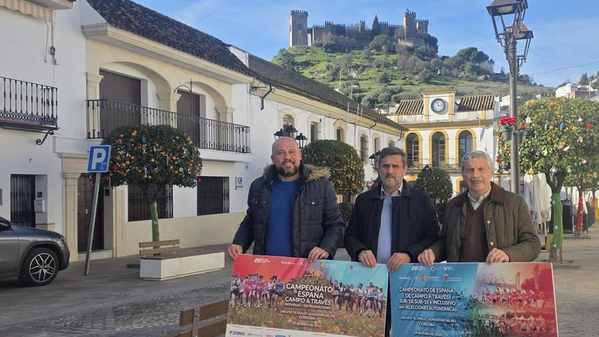 Rubén López, Ramón Hernández y Enrique López, en la presentación del Campeonato de España de campo a través.