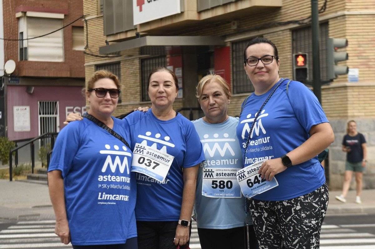 La carrera y marcha Solidaria Asteamur, en imágenes