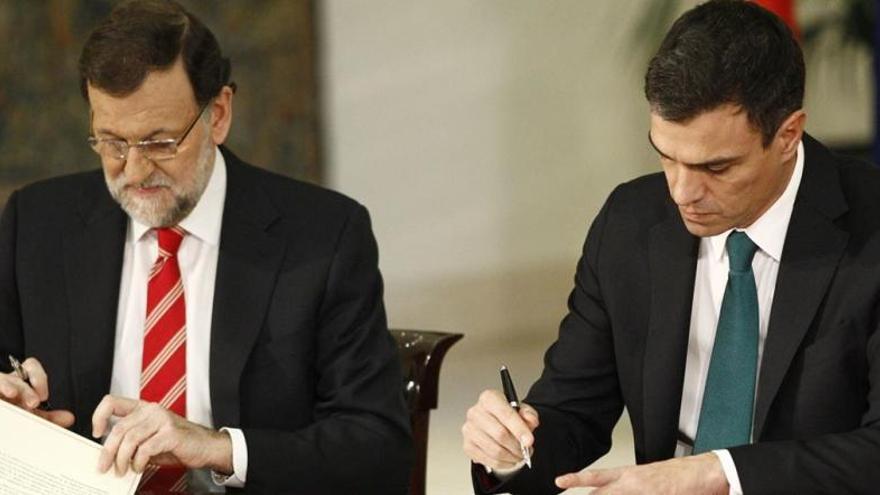 Mariano Rajoy y Pedro Sánchez firmaron el pacto antiyihadista.