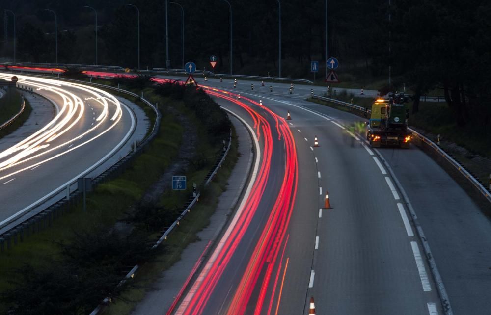 Corte de un carril en la autopista "Y"