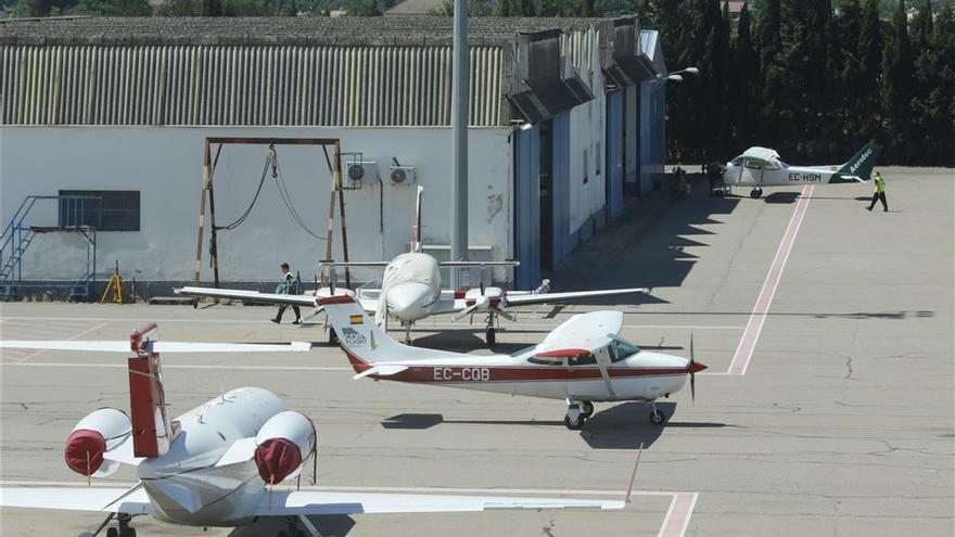 CCOO asegura que AENA ampliará la plantilla de bomberos del aeropuerto de Córdoba