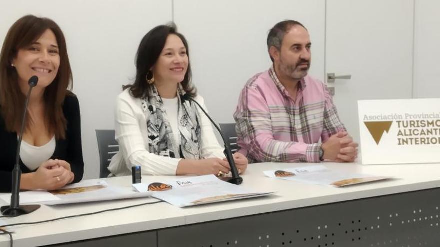 Lorena Zamorano, Indira Amaya y Ramón Reche.