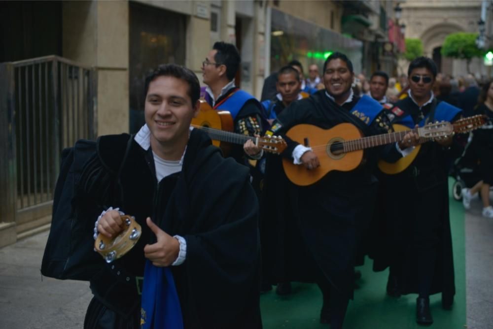Desfile y certamen de tunas en Murcia