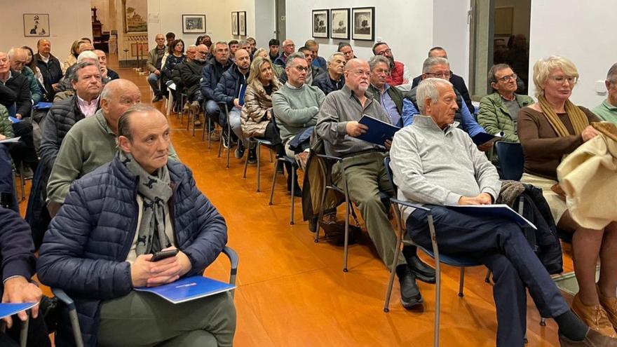 Unas sesenta personas entre antiguos cargos, militantes y simpatizantes de UM asistieron al consejo nacional ayer en Binissalem.