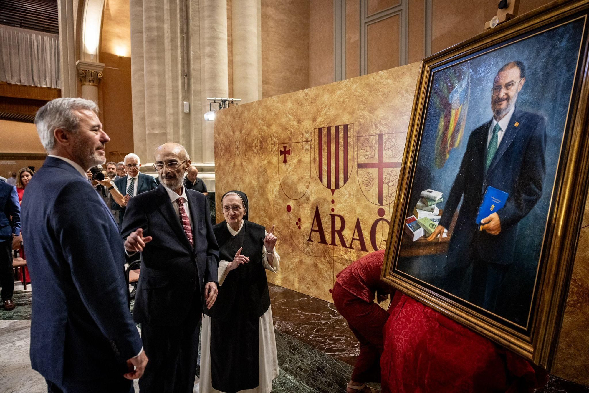 En imágenes | Acto de entrega del retrato de Javier Lambán