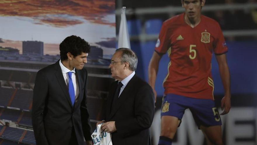 Vallejo: &quot;Asensio es un espejo donde mirarse&quot;