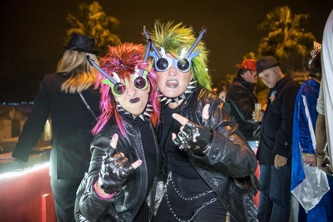 Ambiente Carroza anunciadora del Carnaval 2016 ...