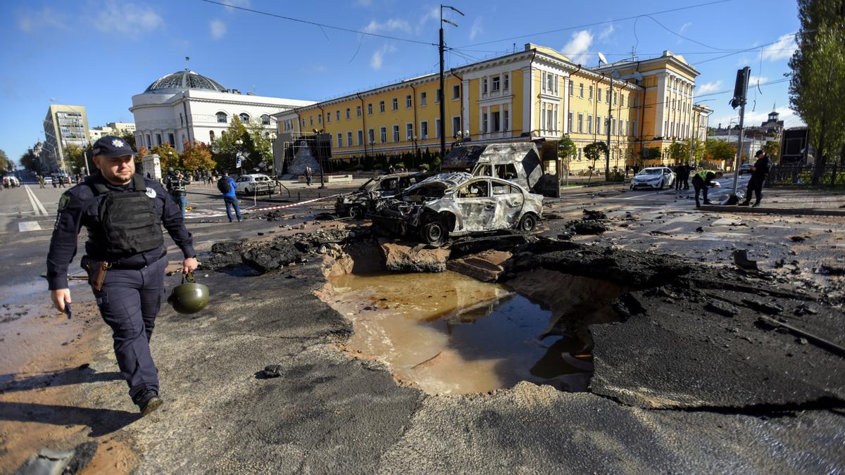 Rusia vuelve a atacar Kiev por primera vez en meses.