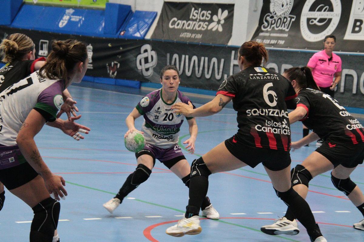 El Costa del Sol Málaga de balonmano cae en Lanzarote en un partido intrascendente.