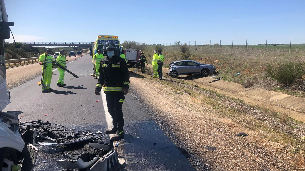 VÍDEO | Un hombre trasladado en helicóptero tras un accidente de tráfico en Zamora