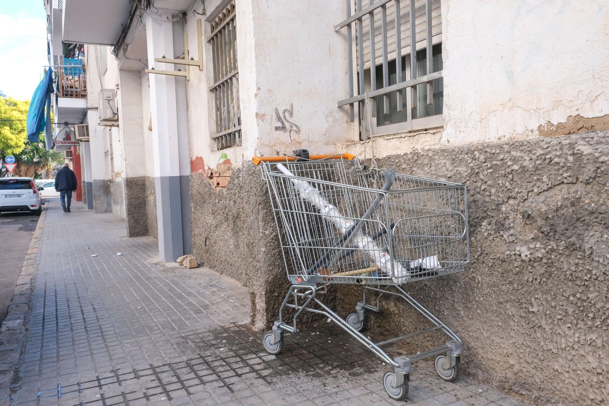 Lo que Pedro Sánchez no vio en el barrio de San Antón de Elche