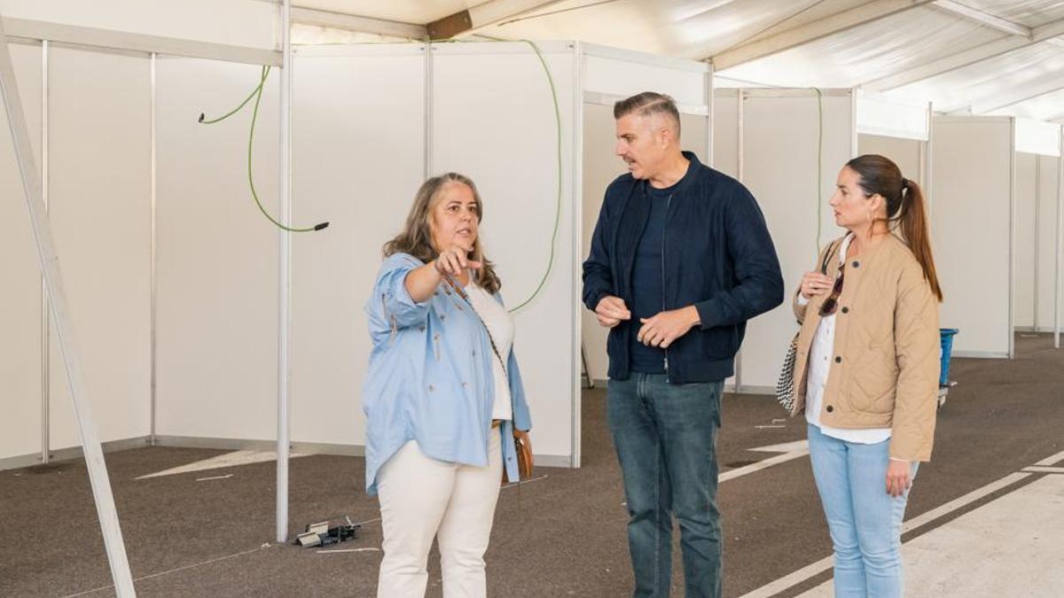 Visita a las instalaciones en las que se celebrará la Feria Outlet.