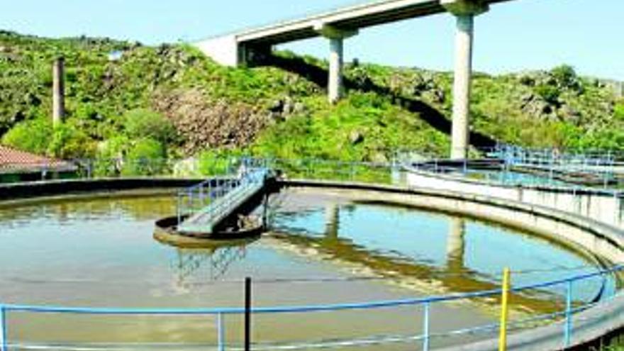 La CHT construirá una nueva depuradora de aguas residuales