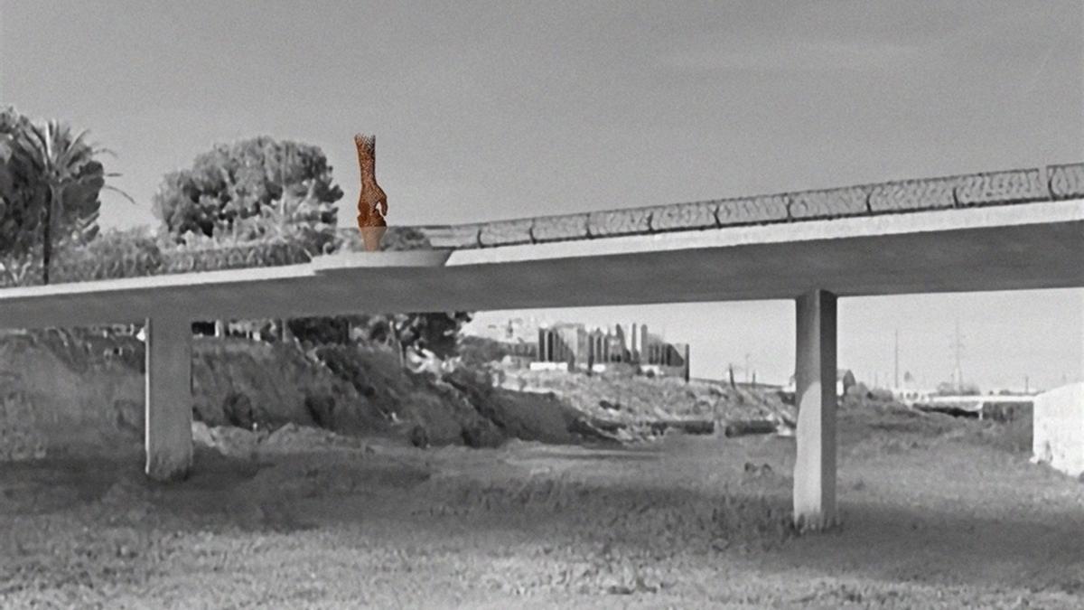 Simulación de la escultura sobre el Pont de la Memòria