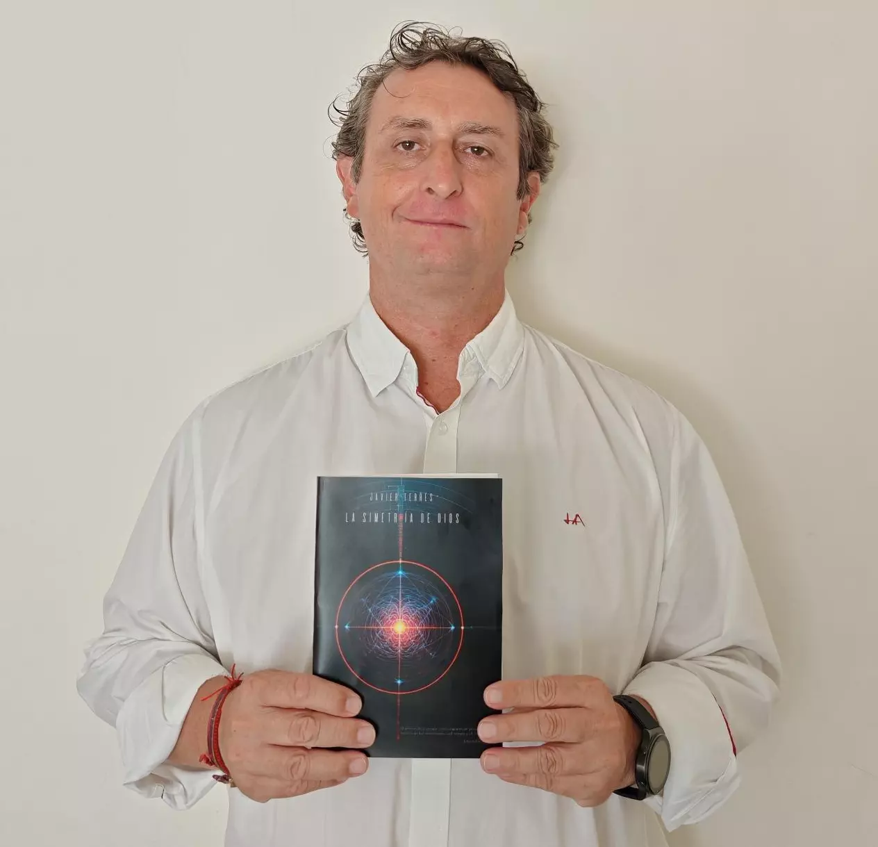 Javier Terres Llor: "Lo que hace la humanidad cuando no sabe si un bicho pica es matarlo"