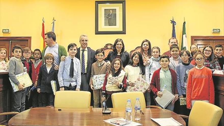 Pleno infantil en Lucena por el Día de Andalucía