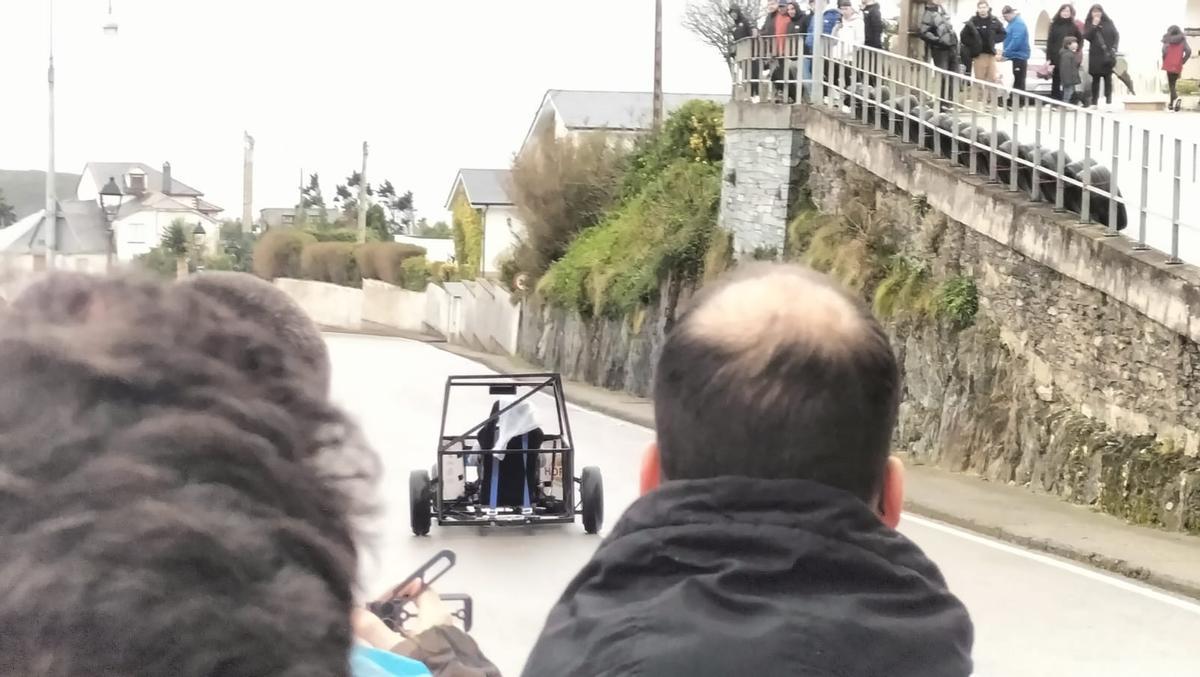 En imágenes: encuentro de autos locos en Luarca