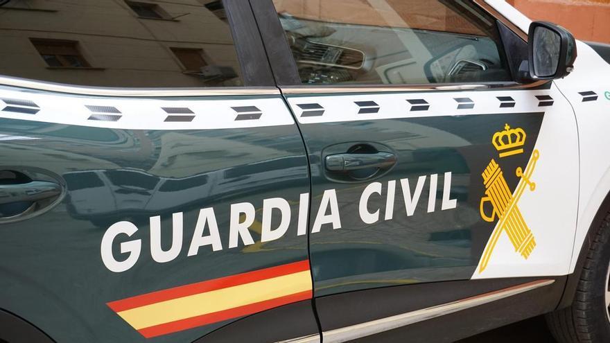 Un hombre mata a tiros en Almería a la pareja de su hermano y le deja a él herido de bala