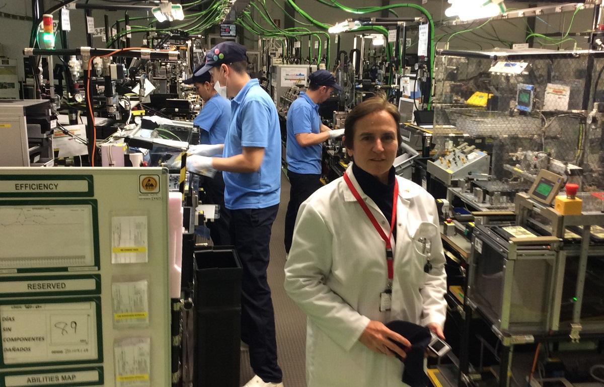 La directora la fábrica de Denso Ten España en Málaga, Blanca Hermana.