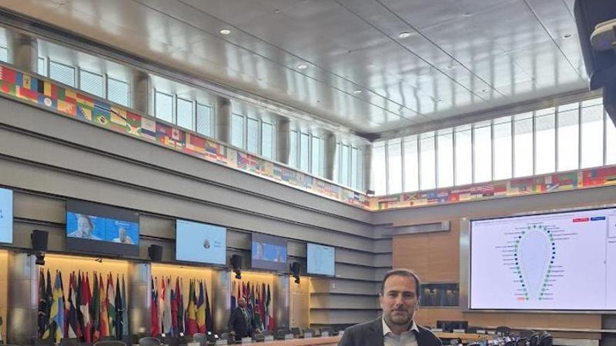 «Lo que llamamos inteligencia artificial es una falsedad»