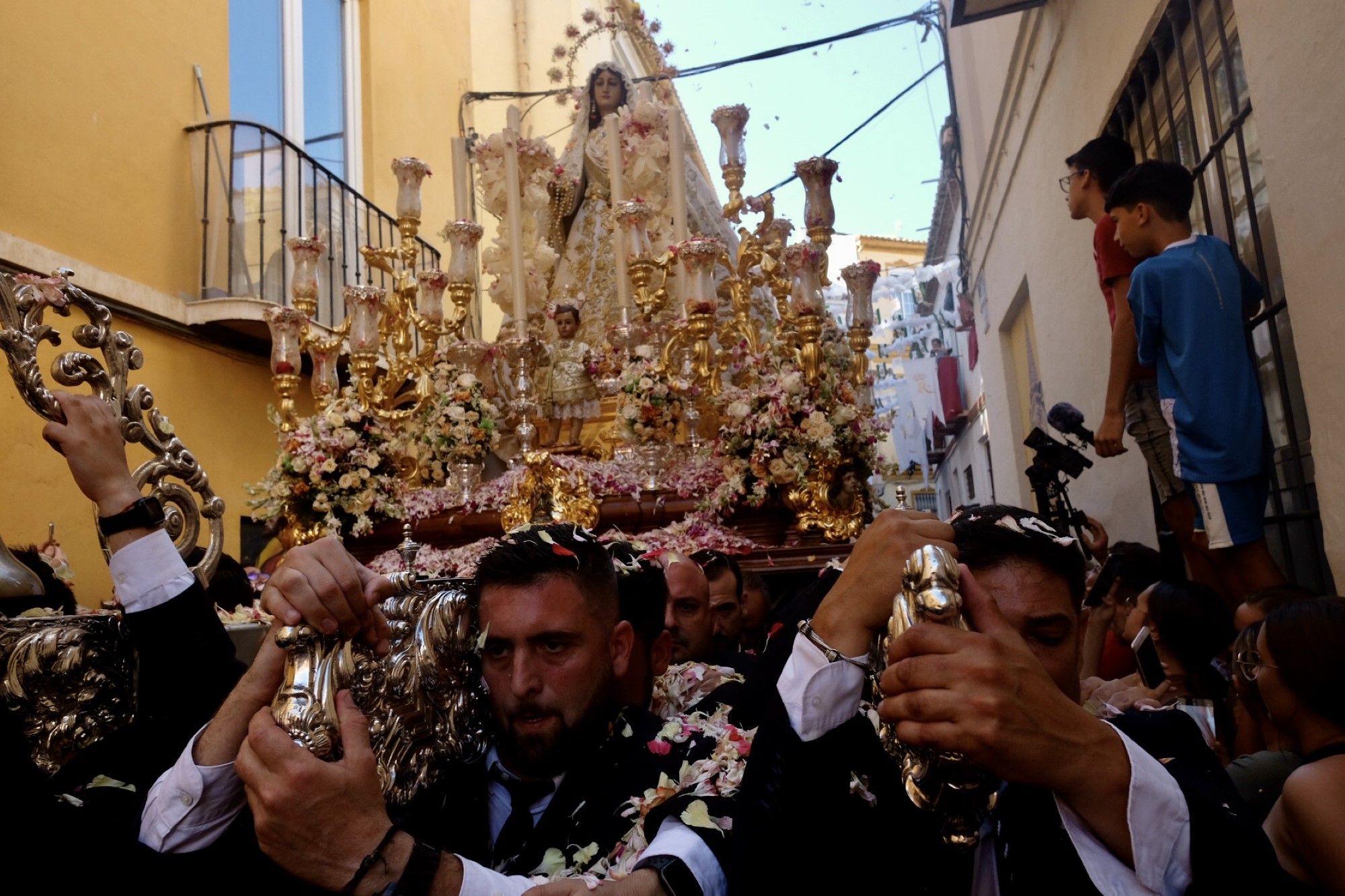 Junio 2022 | Procesión de Pentecostés de la Virgen del Rocío