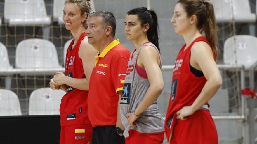 Imagen del entrenamiento de la selección española en As Travesas. |  // RICARDO GROBAS