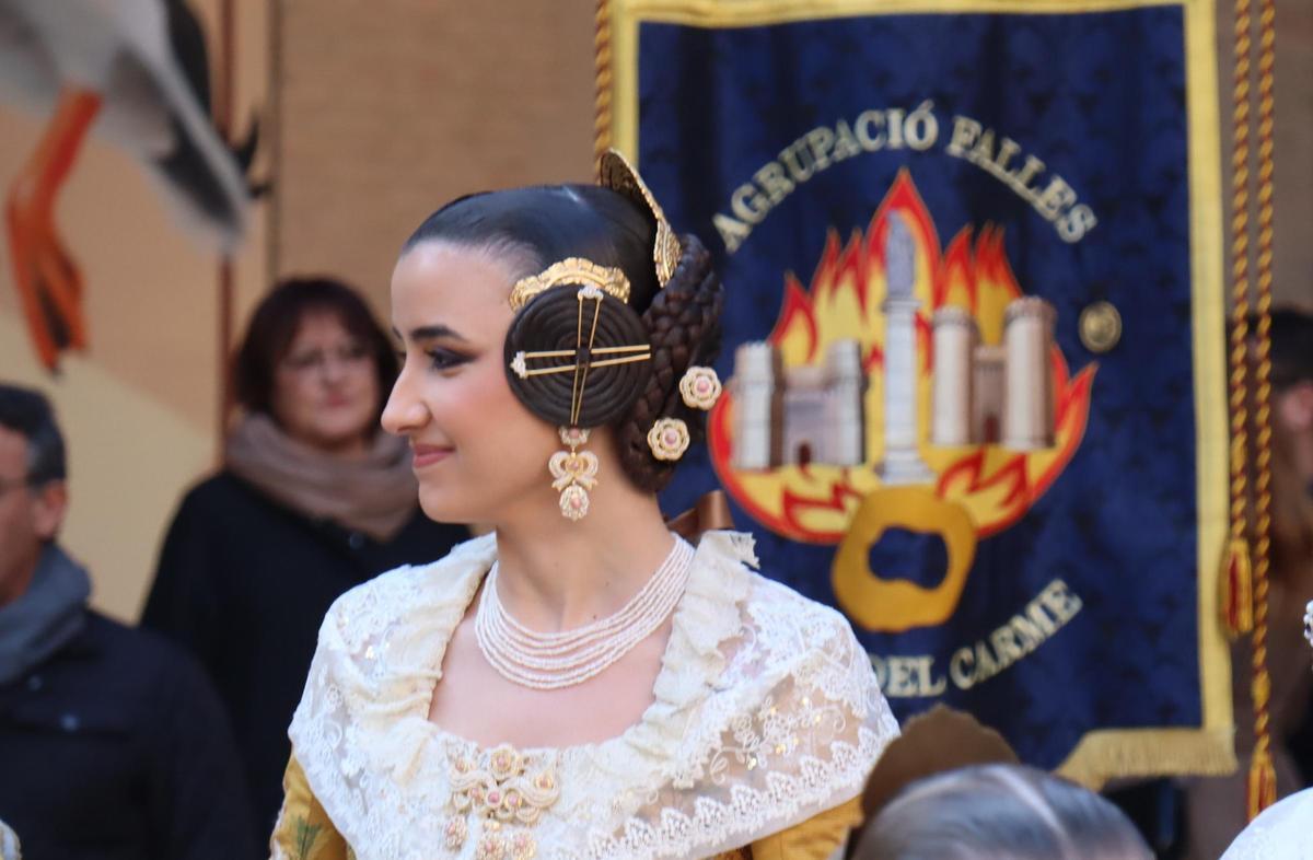 Las comisiones del Carmen reciben a Carmen (y la corte)