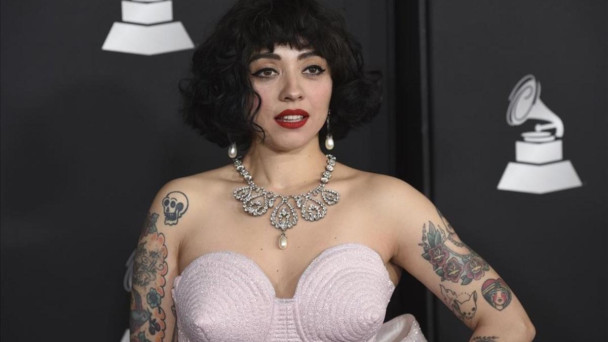 zentauroepp50892816 mon laferte arrives at the latin recording academy person of191120132116