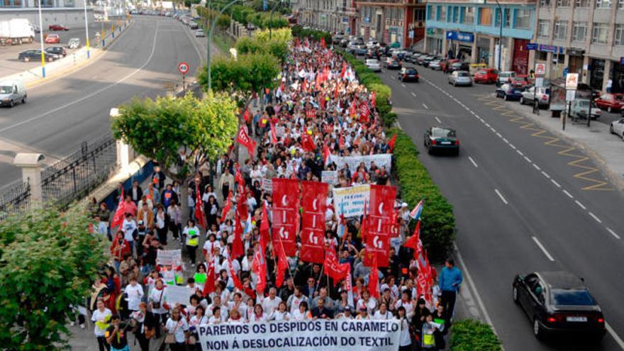 Manifestación en A Coruña tras el primer ERE de Caramelo que afectó a 237 trabajadores.