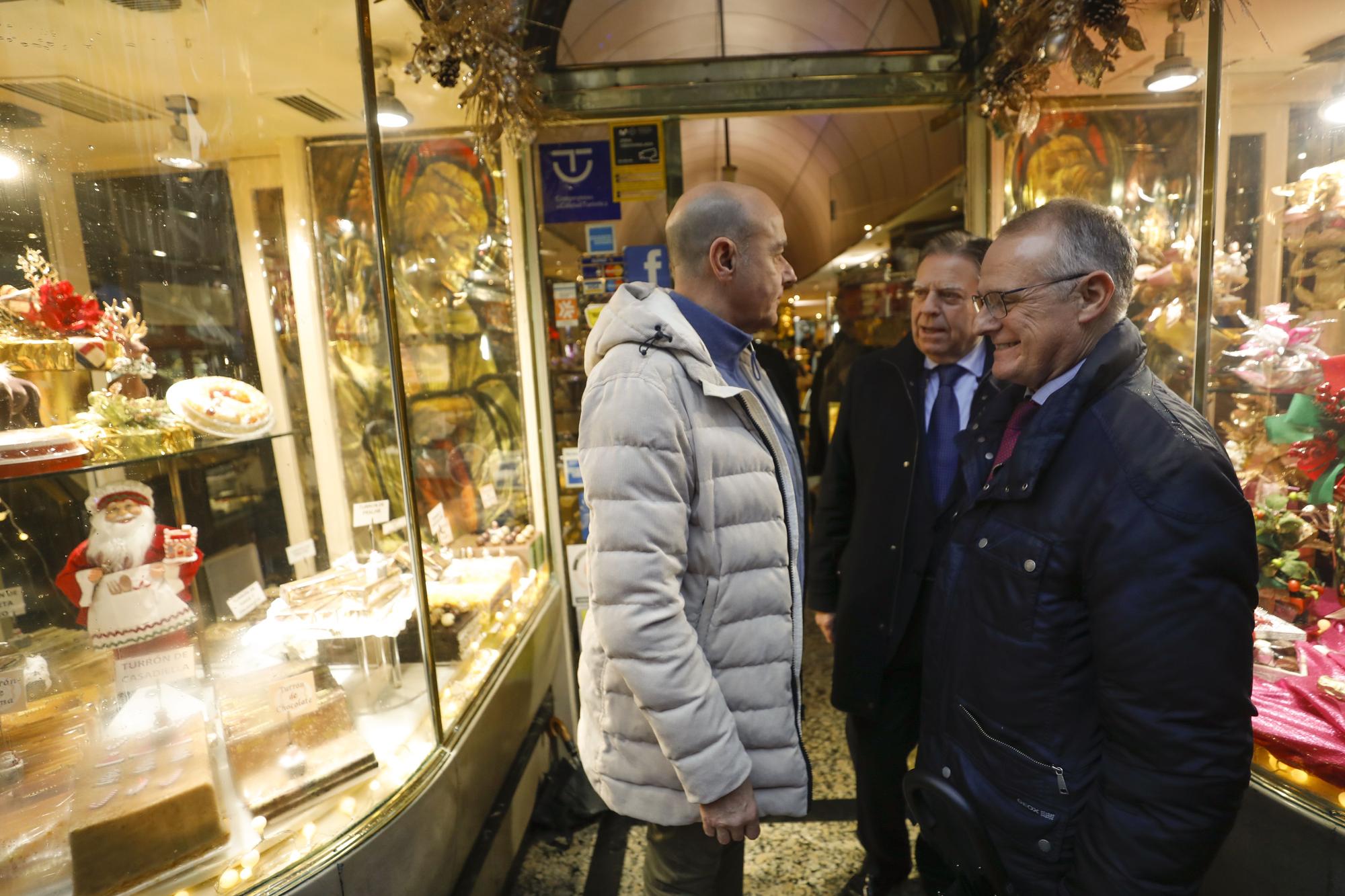 EN IMÁGENES: Diego Canga se entrevista con Alfredo Canteli en Oviedo