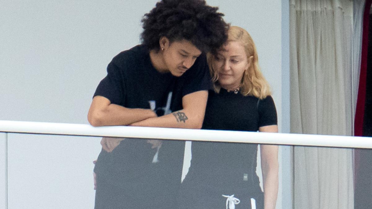 Madonna confirma estar enamorada felicitando a su novio