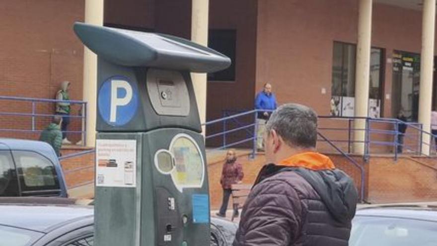 Le embargan el coche tras acumular multas de la ORA por valor de 13.500 euros en Benavente