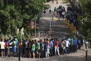Confirmado el peor presagio: llegan más de 500 migrantes al día