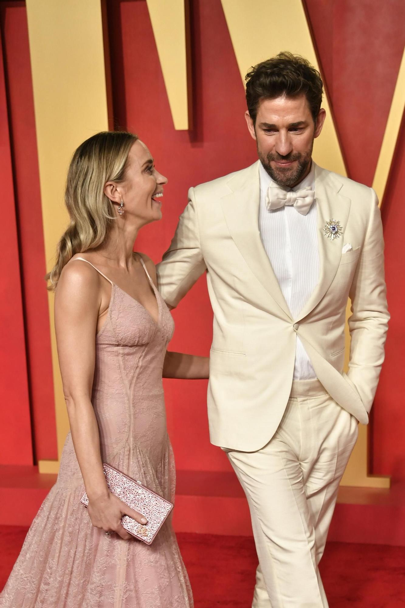 emily-blunt-josh-krasinski-ap.jpg