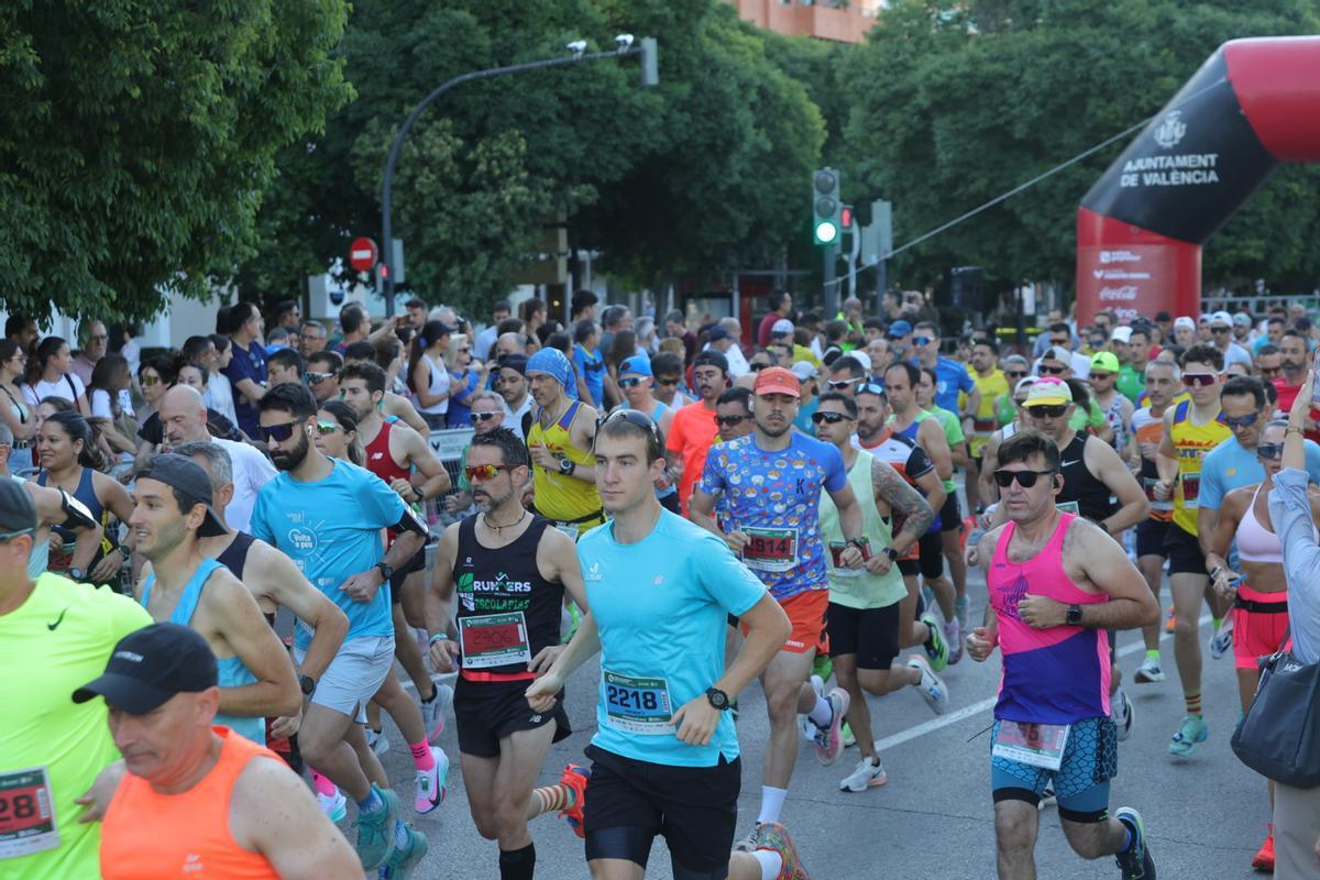 Búscate en la carrera Marta Fernández de Castro Búscate en la carrera Marta Fernández de Castro