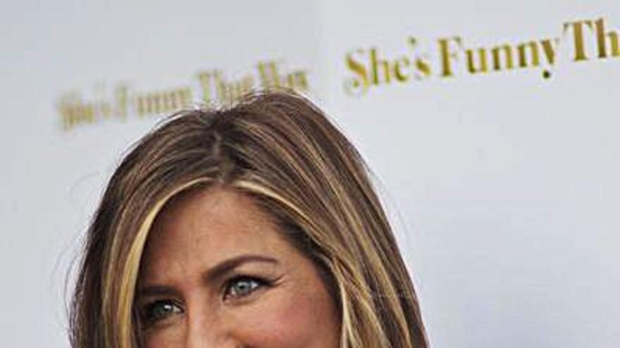 El entorno de Jennifer Aniston afirma que sale con el actor Jason Sudeikis