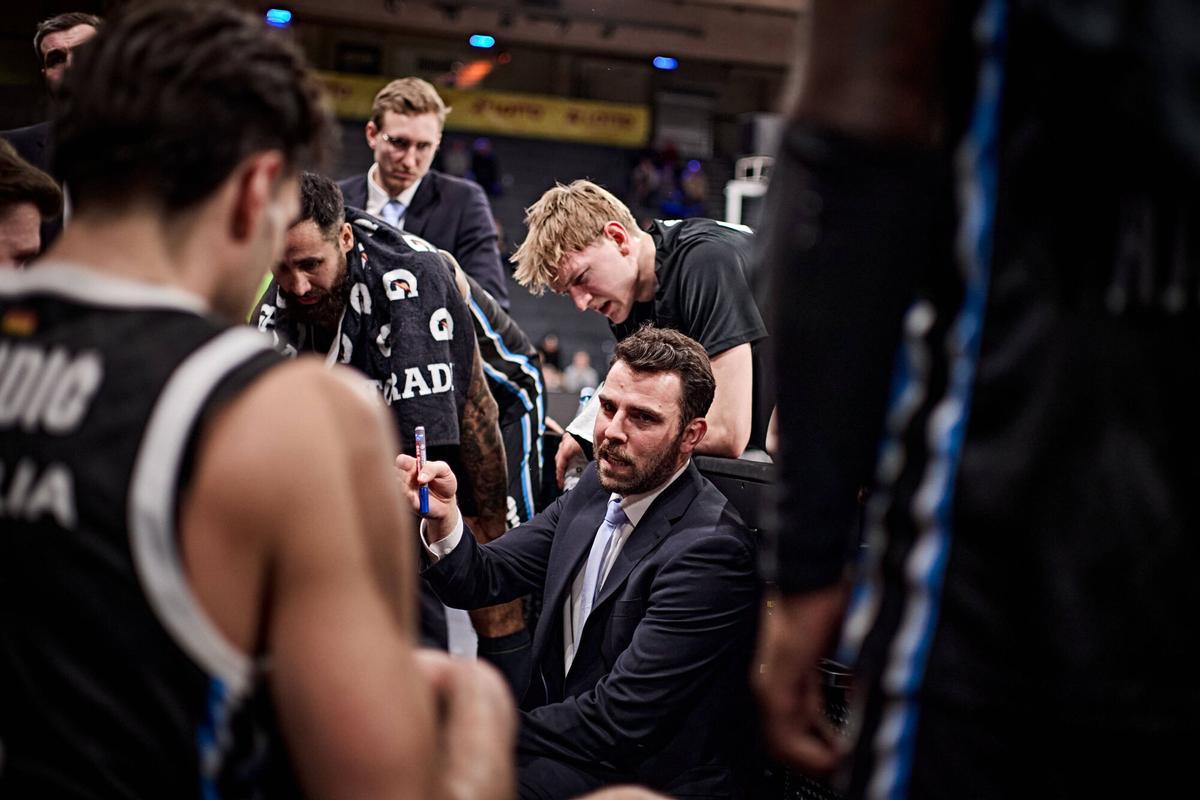 Imatges de l'Hamburg Towers-Baxi Manresa