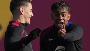 Gavi y Lamine Yamal, en el entrenamiento de este viernes.