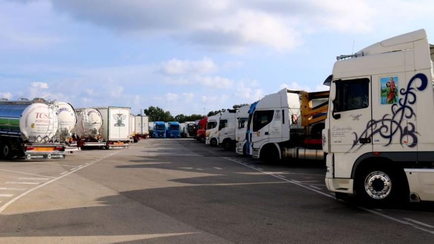 Projecten la construcció d’un gran aparcament de camions a Orriols