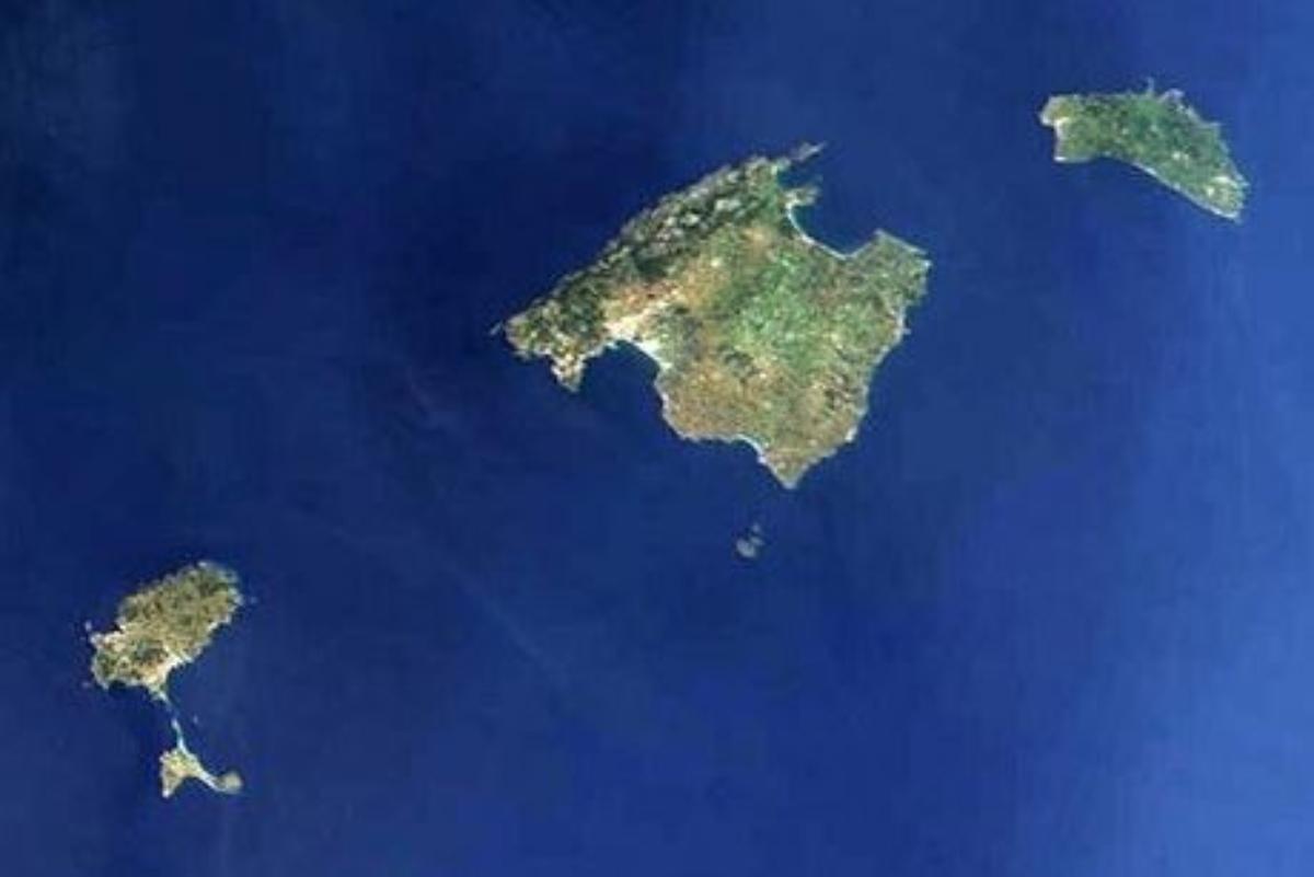 Mallorca se encuentra a 4.261 kilómetros de Teherán